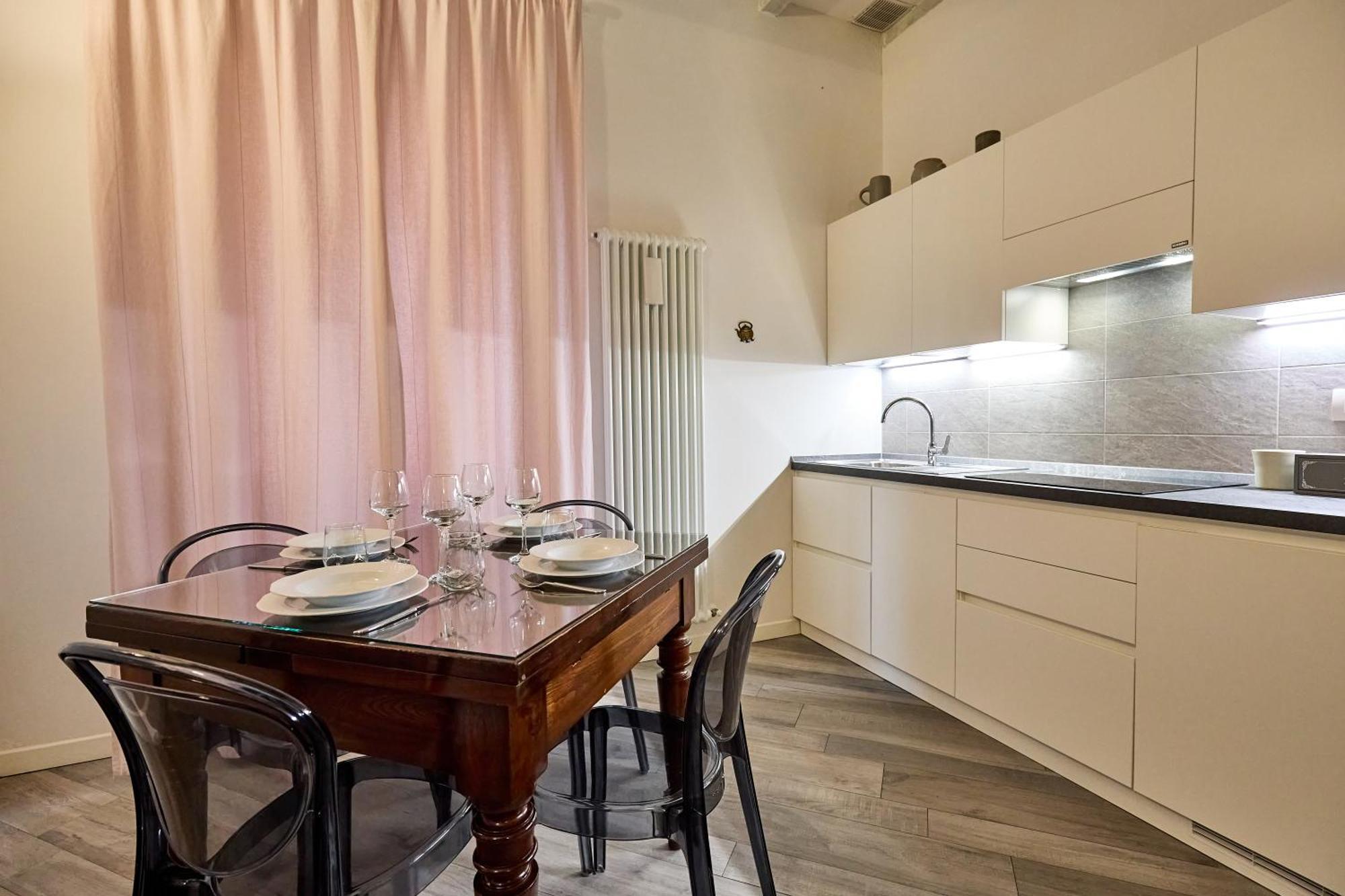 La Torre Lunga -Smart Working- 150 M Dalle-From Due Torri-Two Towers Bolonia Exterior foto